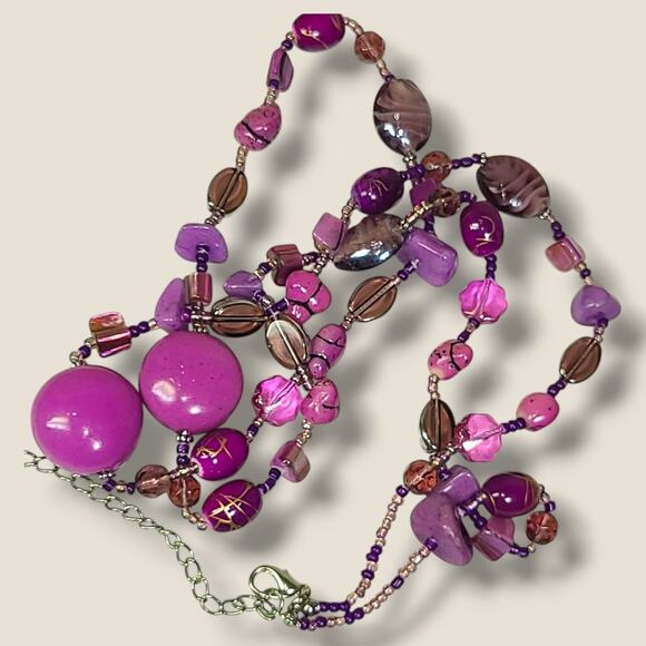 Vintage Bright Purple Stone Art Glass & MOP Shell Bead Necklace 42" - Picture 11 of 11